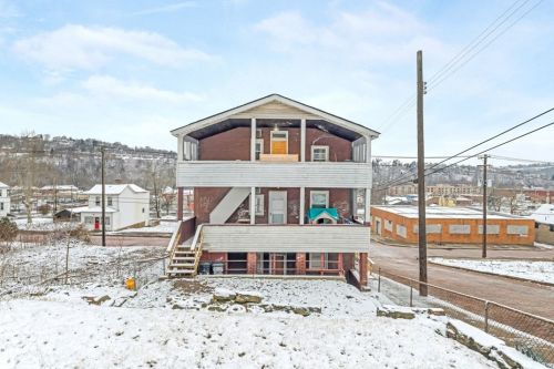 1101 Locust St, Mckeesport PA  15132-4312 exterior