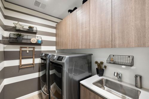 57768 Salida Del Sol, La Quinta CA  92253-8186 exterior