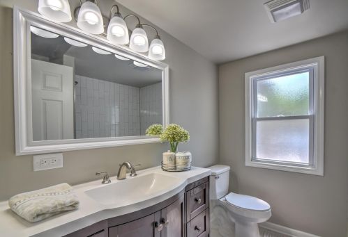 654 Johnson St, Gary IN  46402-2139 exterior