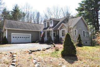 151 Husson Rd, Milford, PA 18337-7156