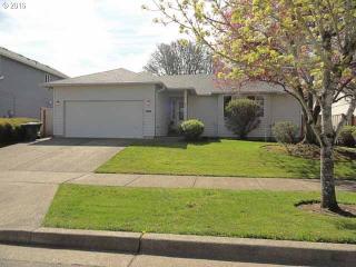 5688 Lexington Dr, Beaverton, OR 97123-8262