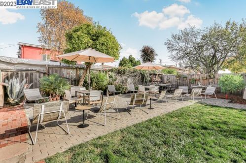 2708 Humboldt Ave, Oakland CA  94602-3635 exterior