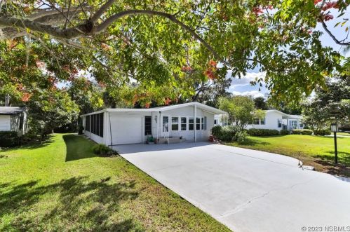 806 Navigators Way, Edgewater, FL 32141-5927