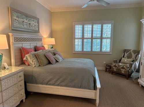 750 Bentwater Cir, Naples FL  34108-6718 exterior