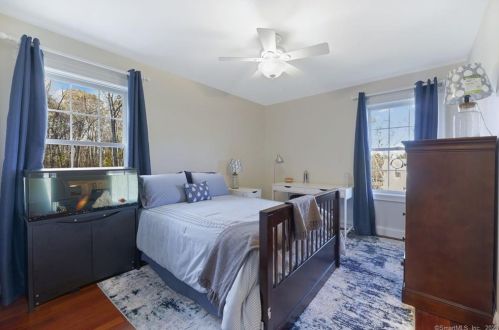 42 Vintage Ln, Wapping CT  06074-1616 exterior