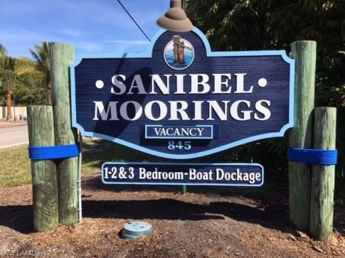 845 Gulf Dr, Sanibel FL  33957-7096 exterior