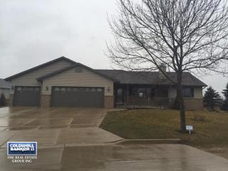 2020 Geri Ln, Manitowoc WI  54220-8617 exterior