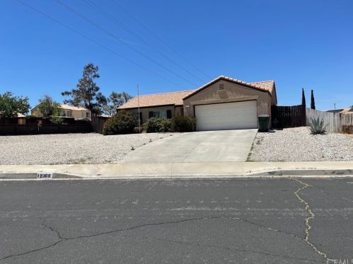 12308 Softwind Dr, Victorville, CA 92395-5729