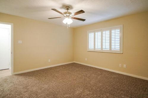 2611 Friarwood Trl, Humble TX  77339-1014 exterior