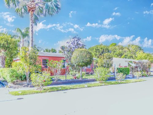 247 28th St, West Palm Beach, FL 33404-2305