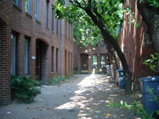 3242 Jones Ct, Washington DC  20007-2754 exterior