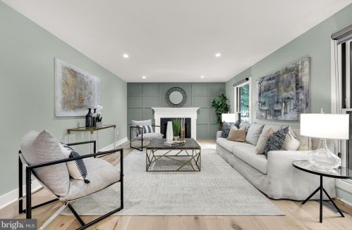 4624 Asbury Pl, Washington DC  20016-4325 exterior