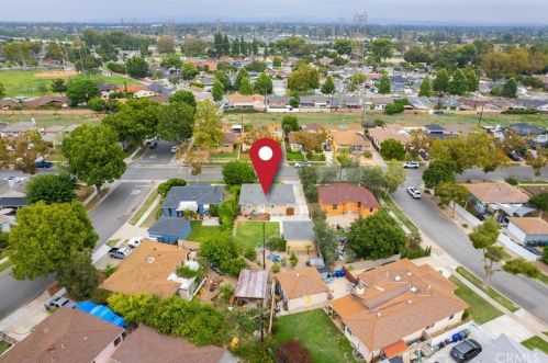 6654 Turnergrove Dr, Lakewood CA  90713-2752 exterior