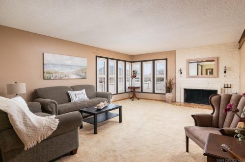 6577 Hopedale Ct, San Diego CA  92120-3211 exterior