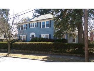 221 6th St, Providence, RI 02906-3727