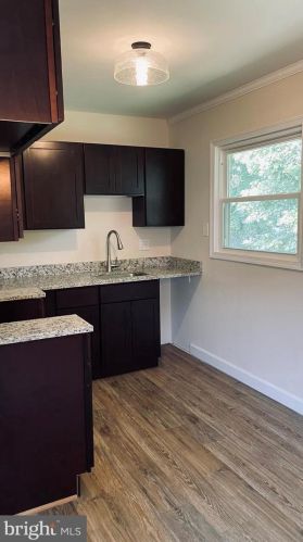 217 Morningside Dr, Fredericksburg, VA 22401-2236
