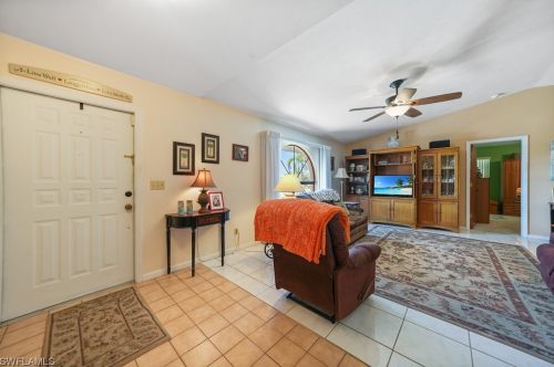 1419 22nd St, Cape Coral, FL 33990-4622