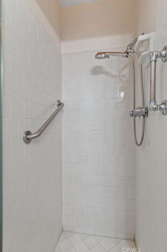 9581 Swallow Ln, Garden Grove CA  92841-2638 exterior