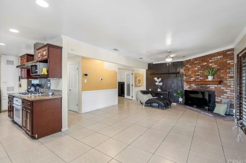 3095 Sepulveda Ave, San Bernardino CA  92404-2330 exterior