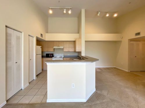 724 Villa Cir, Boynton Beach FL  33435-8914 exterior