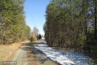6415 Robinson Rd, Spotsylvania, VA 22551-9635