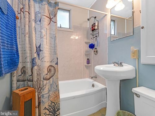 848 Davis Ave, Primrose PA 17901-1514 exterior