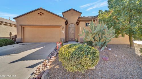 5893 Henderson Canyon Dr, Green Valley, AZ 85622-6321