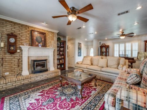 12535 Foothill Dr, Dallas TX  75253-3613 exterior