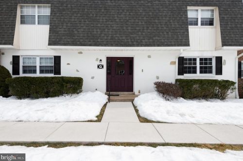 105 Hampton Xing, Southampton, PA 18966