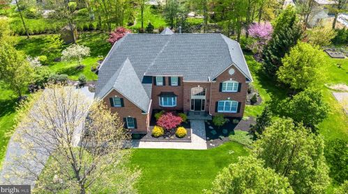 1190 Peterman Ln, Prospectville, PA 19002-1542