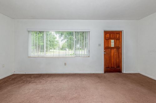5995 59th Way, Saint Petersburg FL  33709-1833 exterior