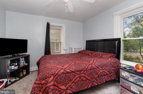 2224 Boas St, Harrisburg PA 17103-1713 exterior