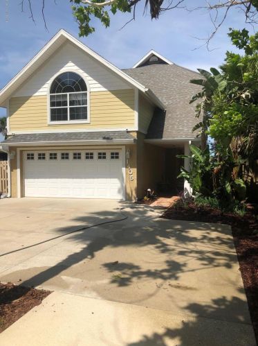 1405 Riverside Dr, Edgewater, FL 32132-2729