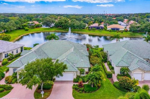 886 Vistana Cir, Naples, FL 34119-1002