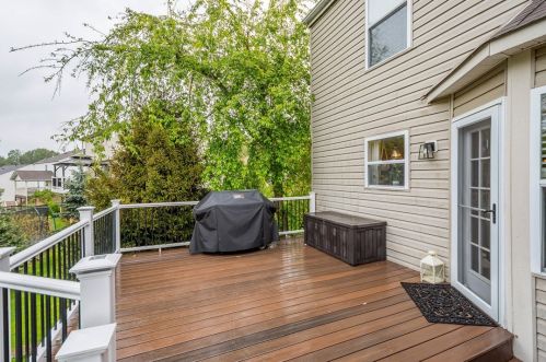 705 Kingswood Ln, Mc Donald PA  15057-2666 exterior