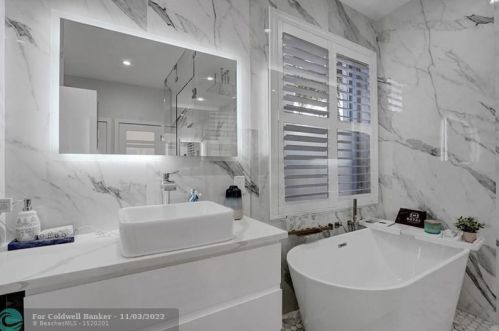 3591 177th Ave, Hollywood FL  33029-1666 exterior