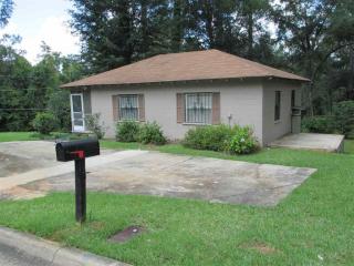 100 Betlinet Dr, Quincy, FL 32351-3910