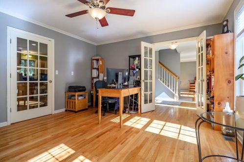 89 Berkshire Rd, Sandy Hook CT 06482-1425 exterior