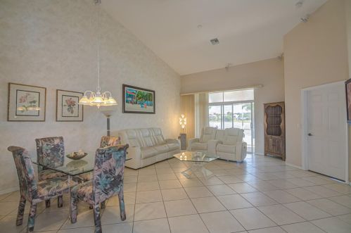 10667 Lake Shore Dr, West Palm Beach FL  33414-6170 exterior