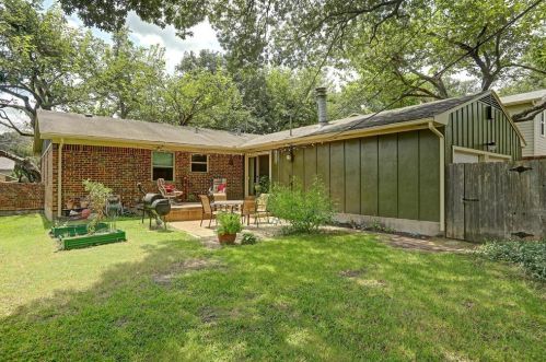 9905 Estate Ln, Dallas TX  75238-2130 exterior