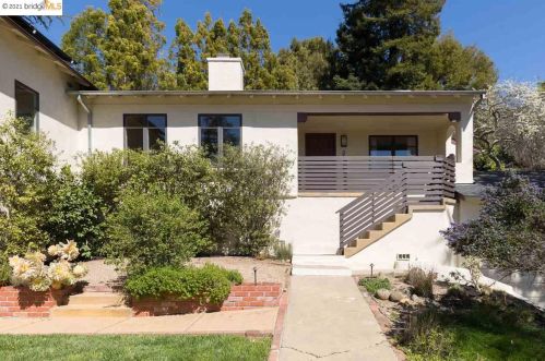 2600 Camino Lenada, Oakland, CA 94611-3004