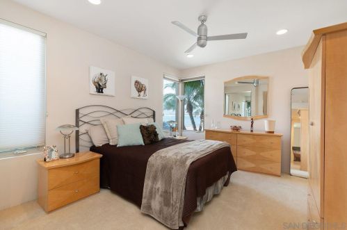 3328 Crown Pt Dr, San Diego CA 92109-6711 exterior