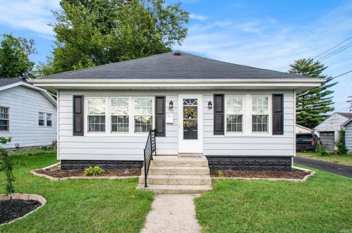 1317 Clay St, Mishawaka, IN 46545-5851