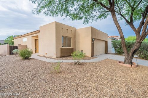 307 Calle Mingo, Green Valley, AZ 85614-3762