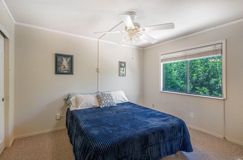 108 Duchess Ct, Windsor CA  95492-8043 exterior