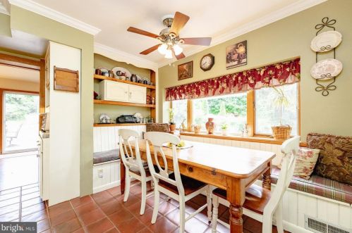 20 Valley Dr, Southampton PA  18966-1347 exterior