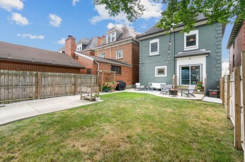 5545 Avondale Pl, Pittsburgh, PA 15206-1404