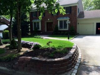7 Dorchester Ct, Farmingville, NY 11738-1158
