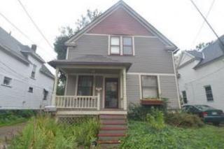 3501 Krather Rd, Cleveland, OH 44109-3127