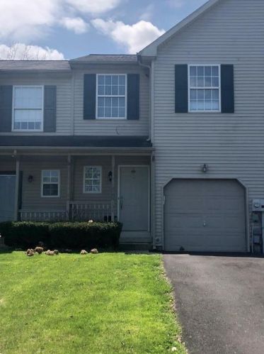 134 Cedar St, Macungie, PA 18062-1004